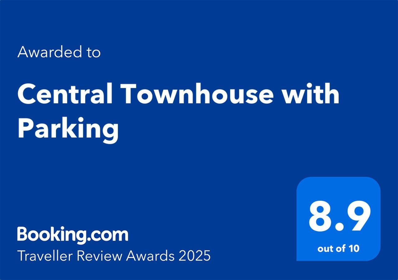Central Townhouse With Parking Telford Extérieur photo